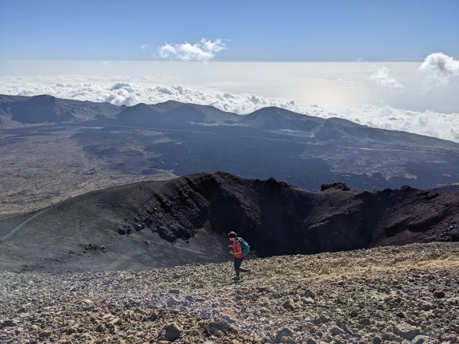 Ola w trakcie trekkingu na Teneryfie, w odzieży Nessi Sportswear
