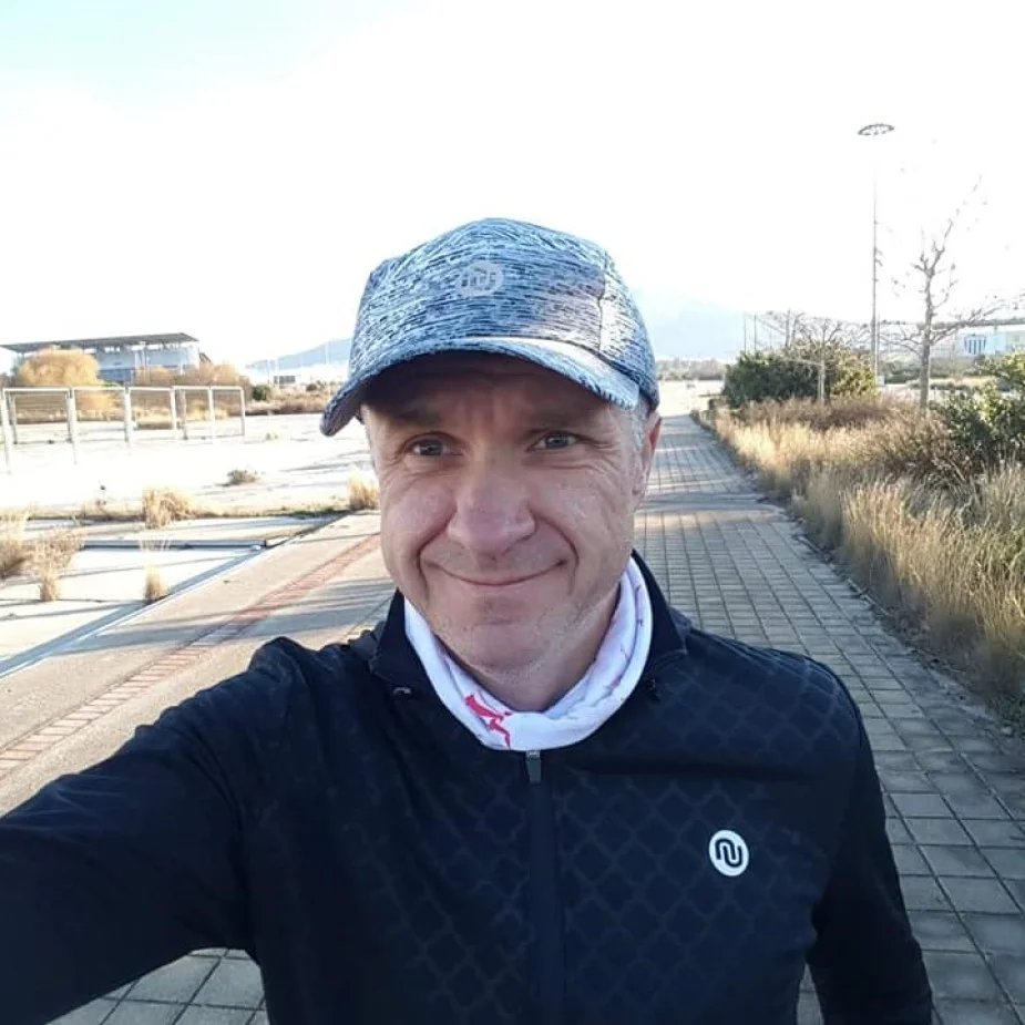 Paweł Żuk w odzieży Nessi Sportswear