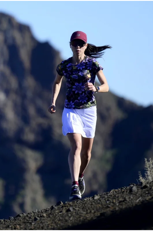 Spódniczka sportowa z legginsami plisowana White